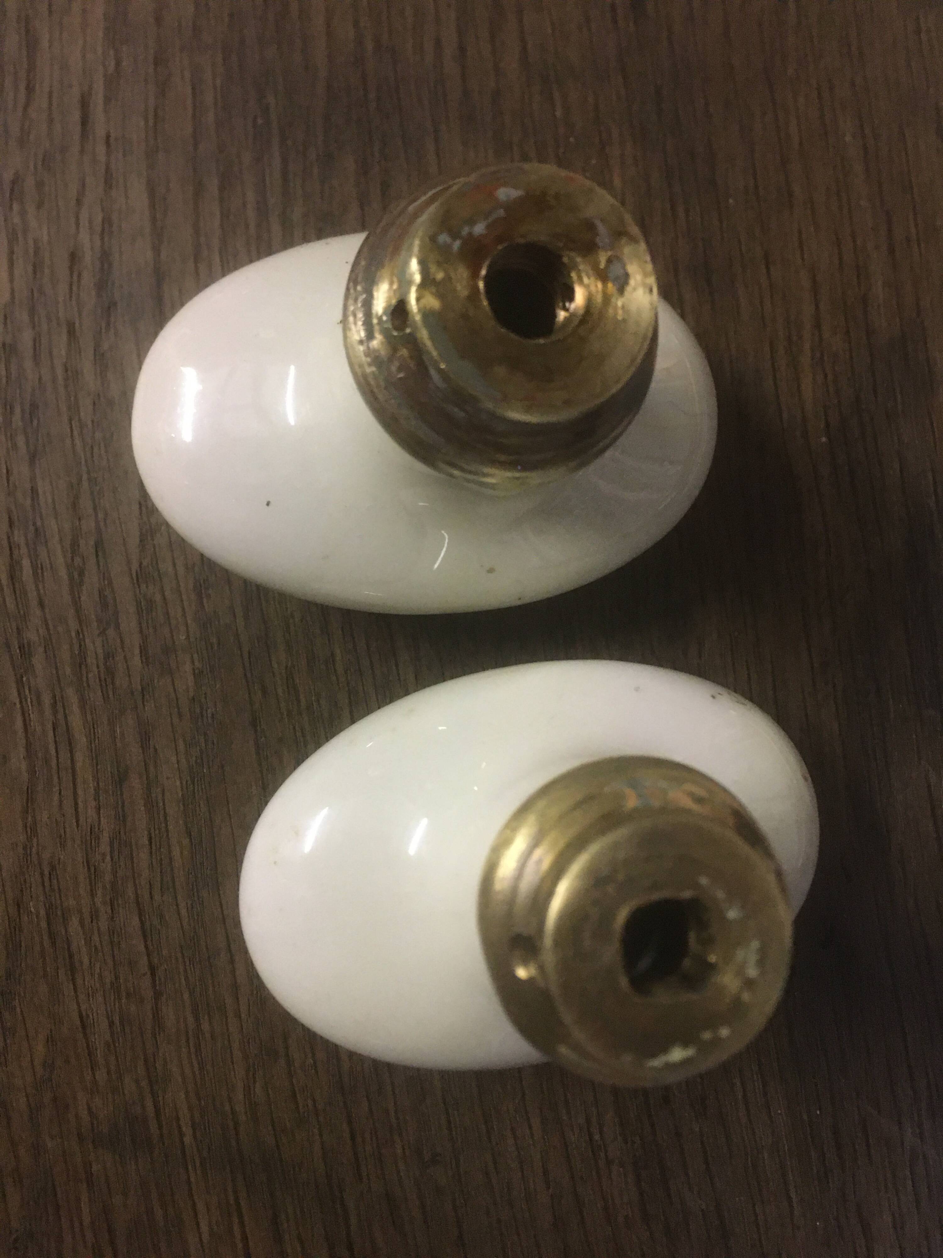 Porcelain door handles