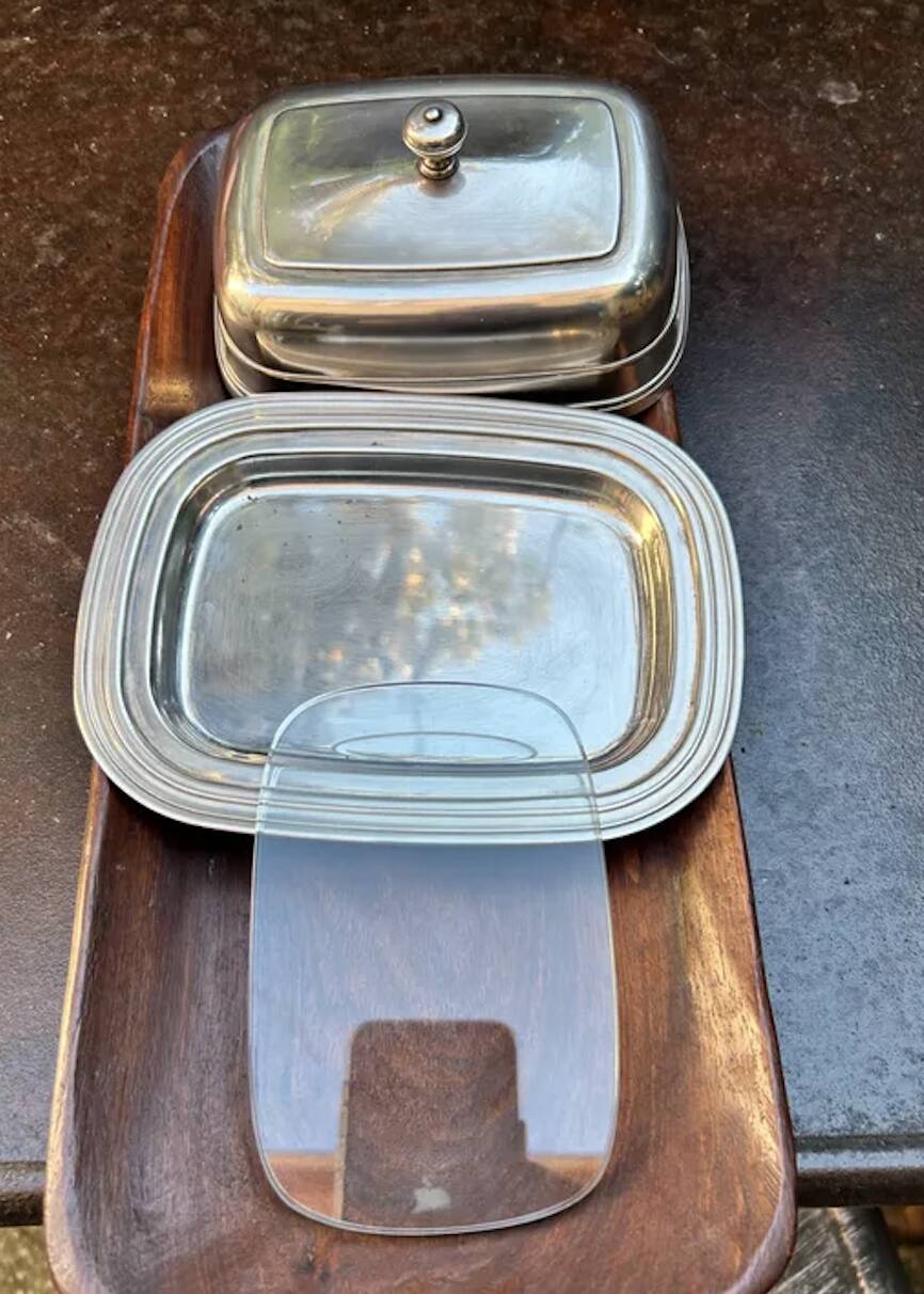 Christofle butter dish model Albi, Complete (3 pieces), Silver-plated Metal and Glass