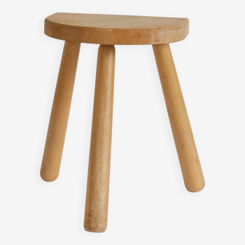 Tabouret tripode en bois clair