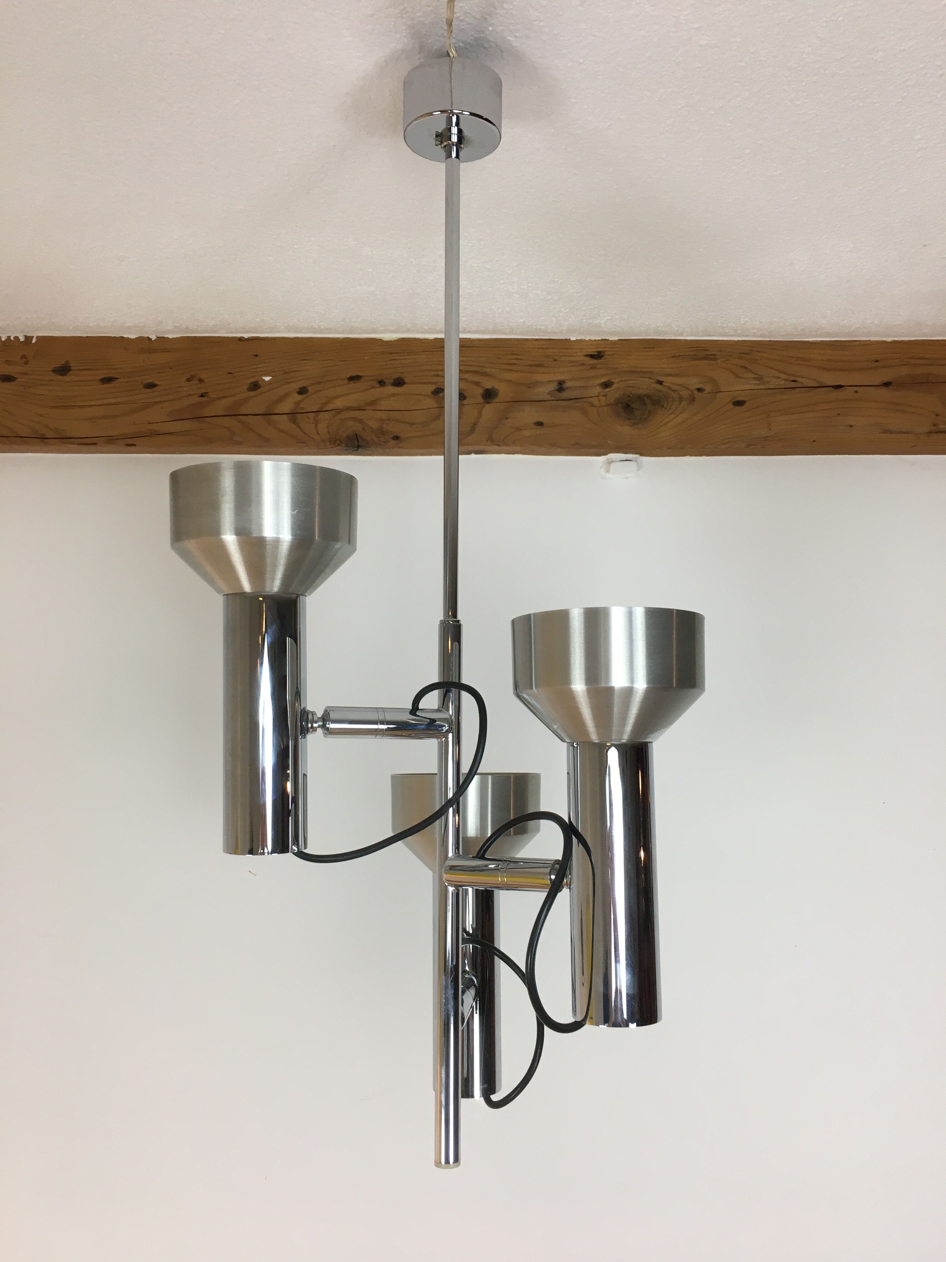 3-spot airy hanging 70s chrome metal