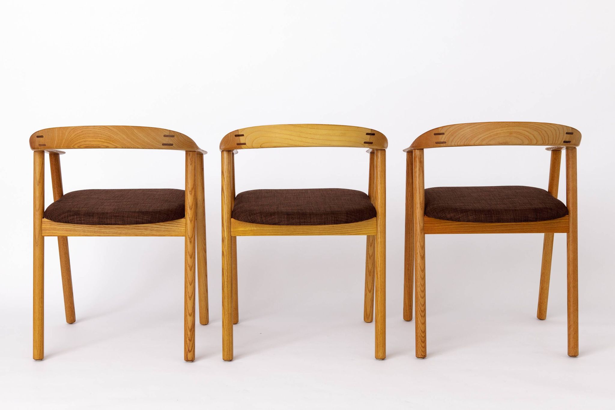 Lot de 6 chaises de salle à manger vintage en chêne – Probablement danoises, années 1970 – Rénovées