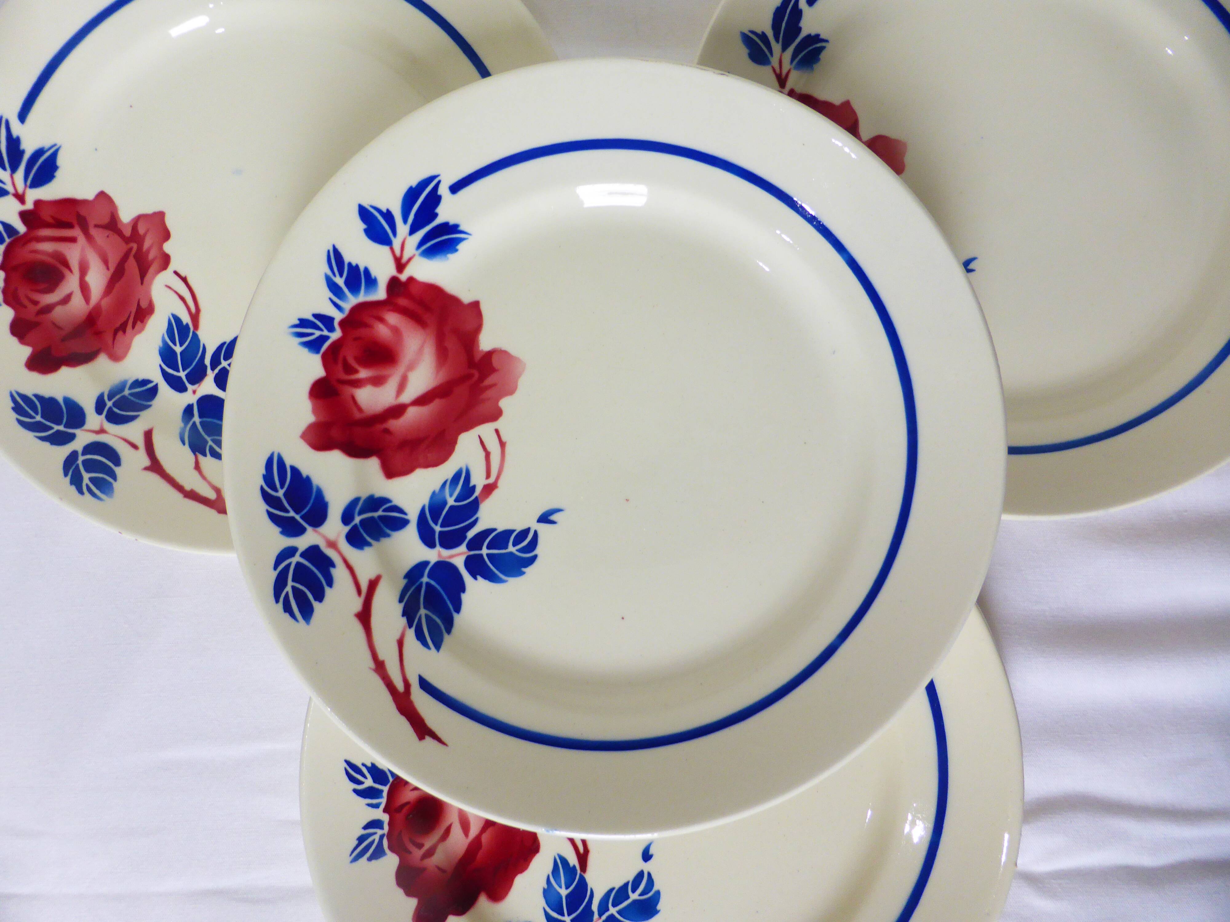 4 assiettes dessert vintage de K&G Luneville modèle Chantal