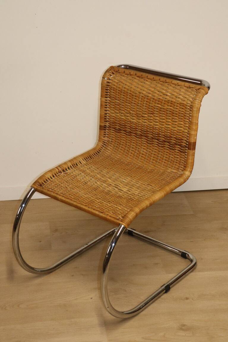 Chaise vintage "MR10" par Ludwig Mies van der Rohe