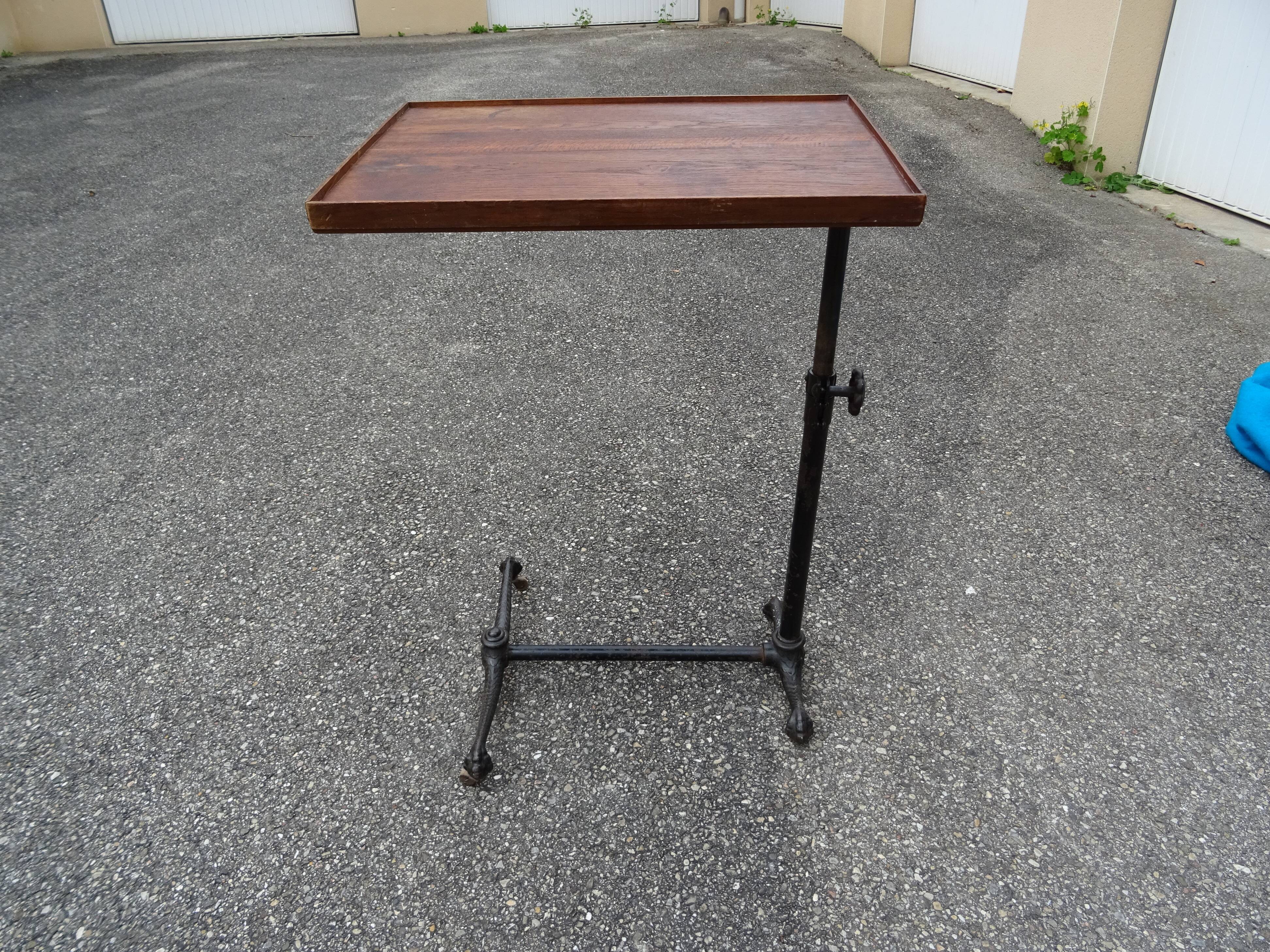 Old table system table of sick industrial décor eagle claw feet