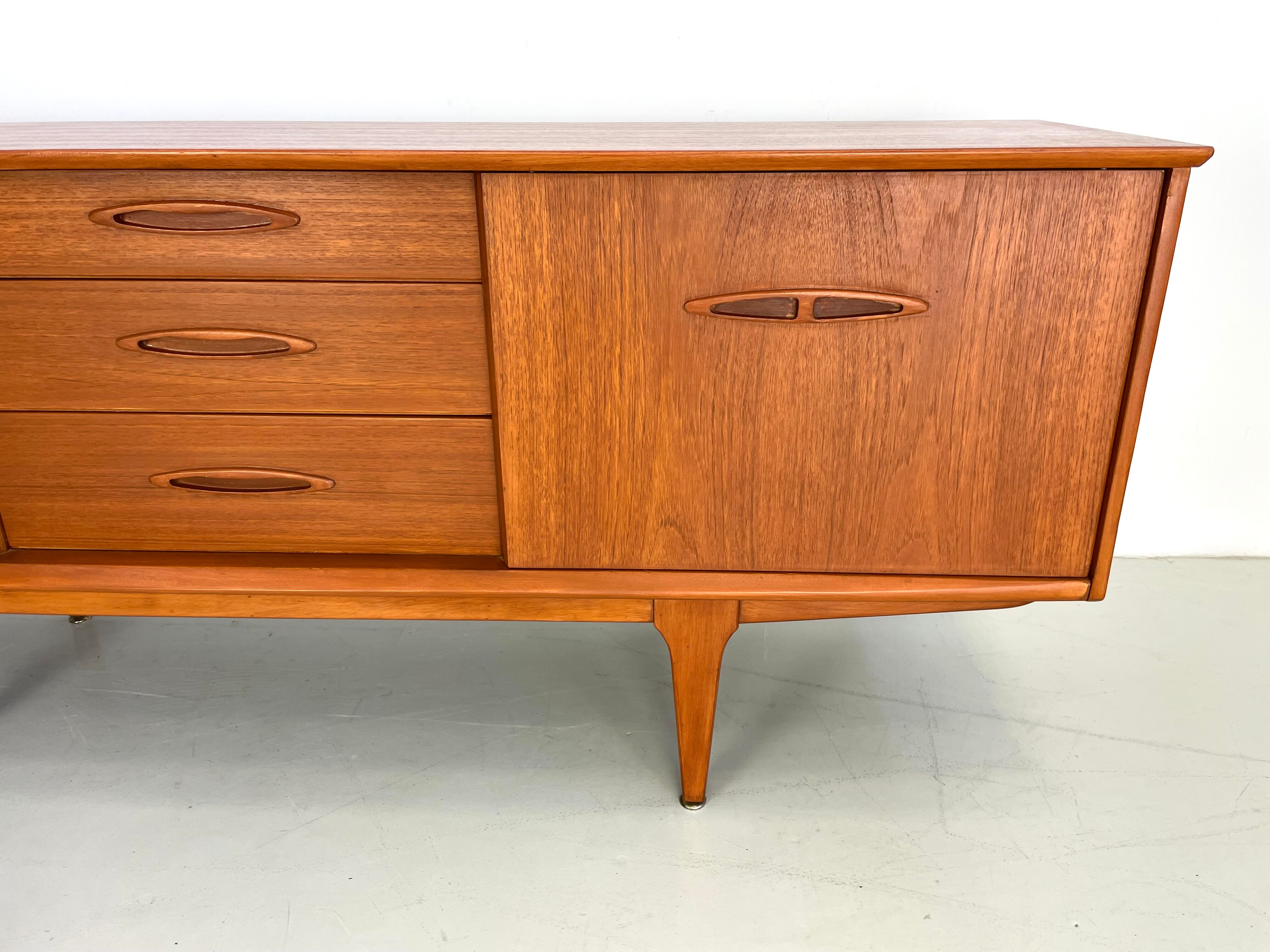 Enfilade Jentique années 1960