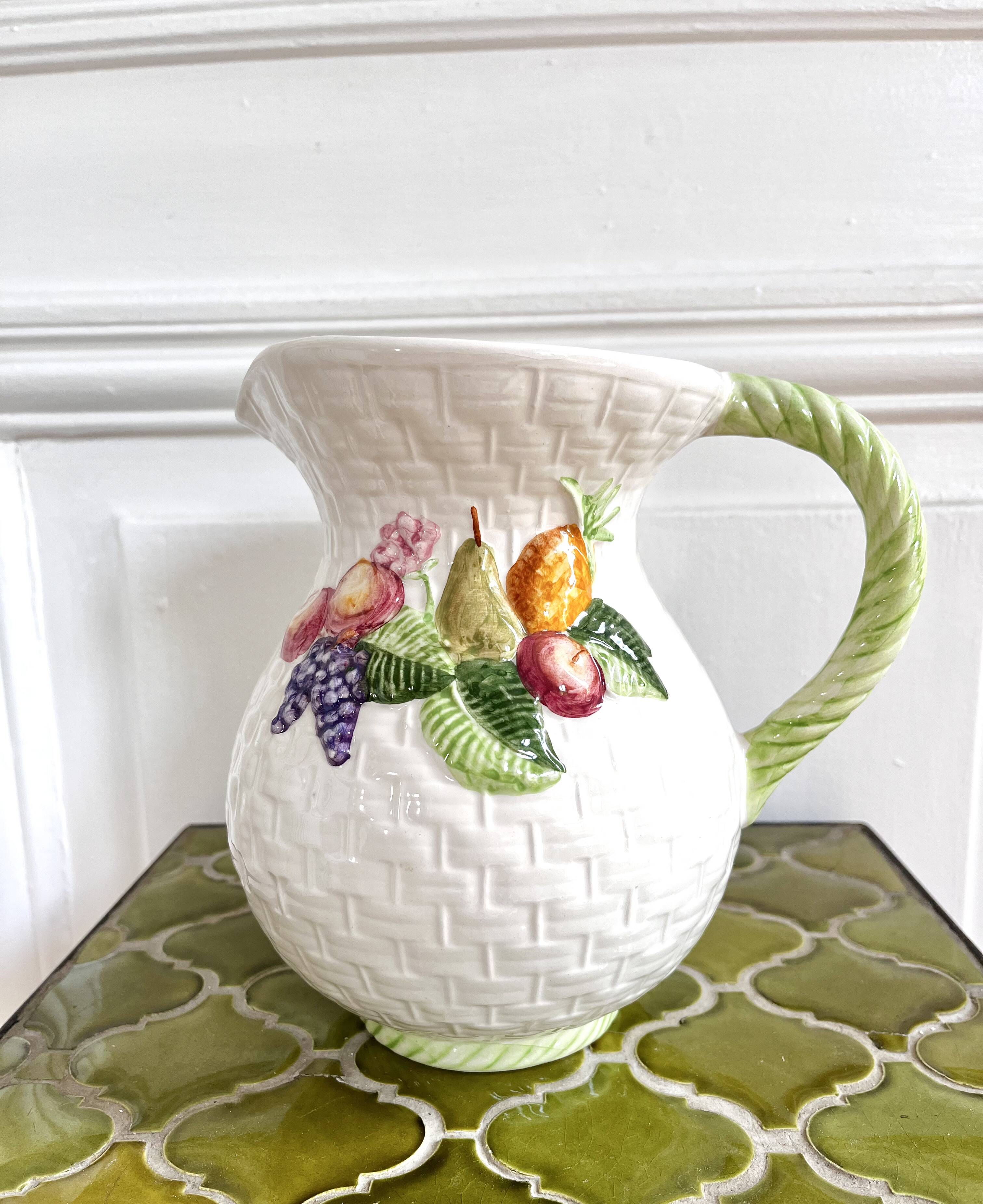 Fruit basket slushie pitcher