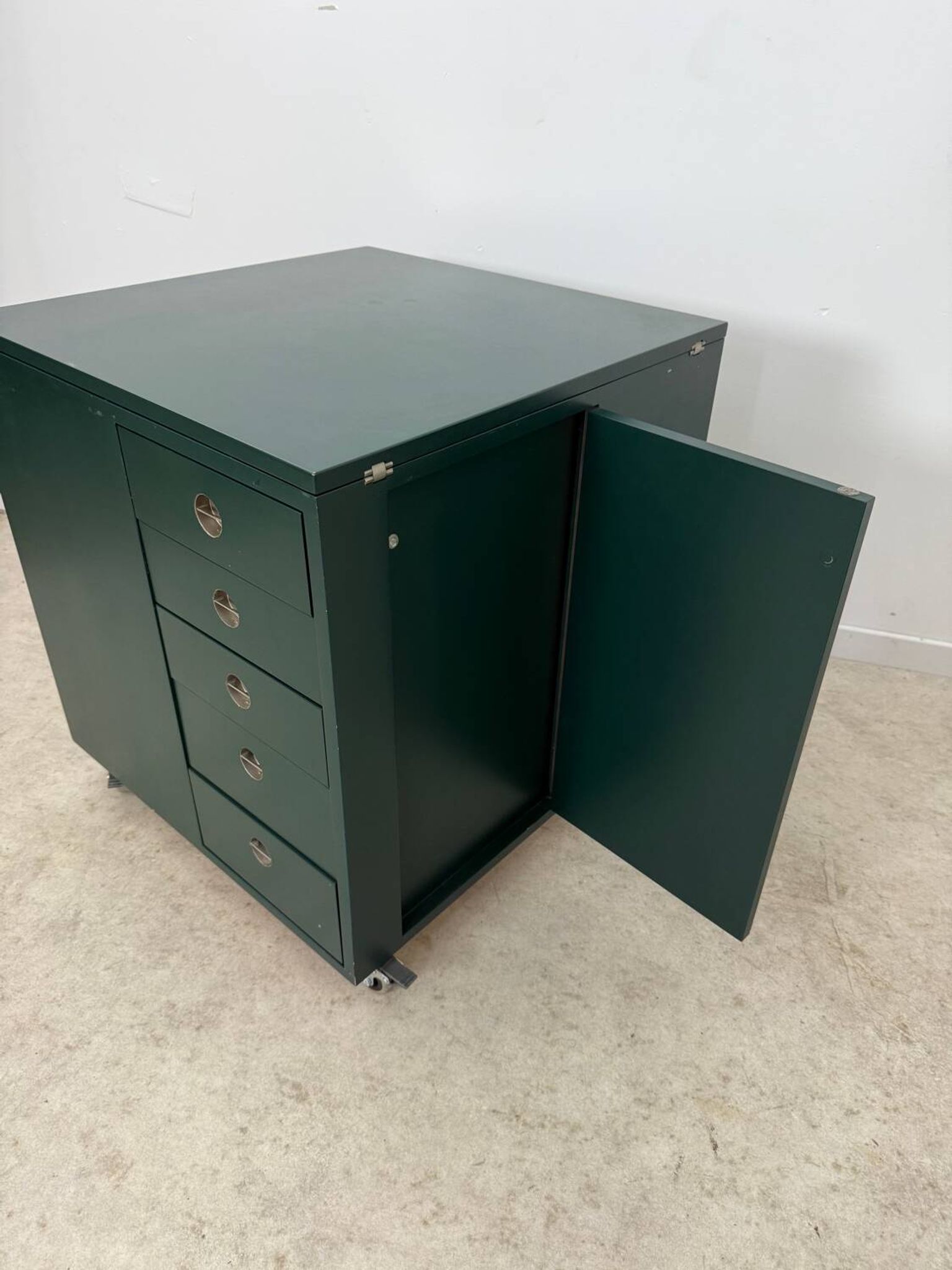 Old small modular desk from the 70s designed by Verena Huber, Flair Boy model