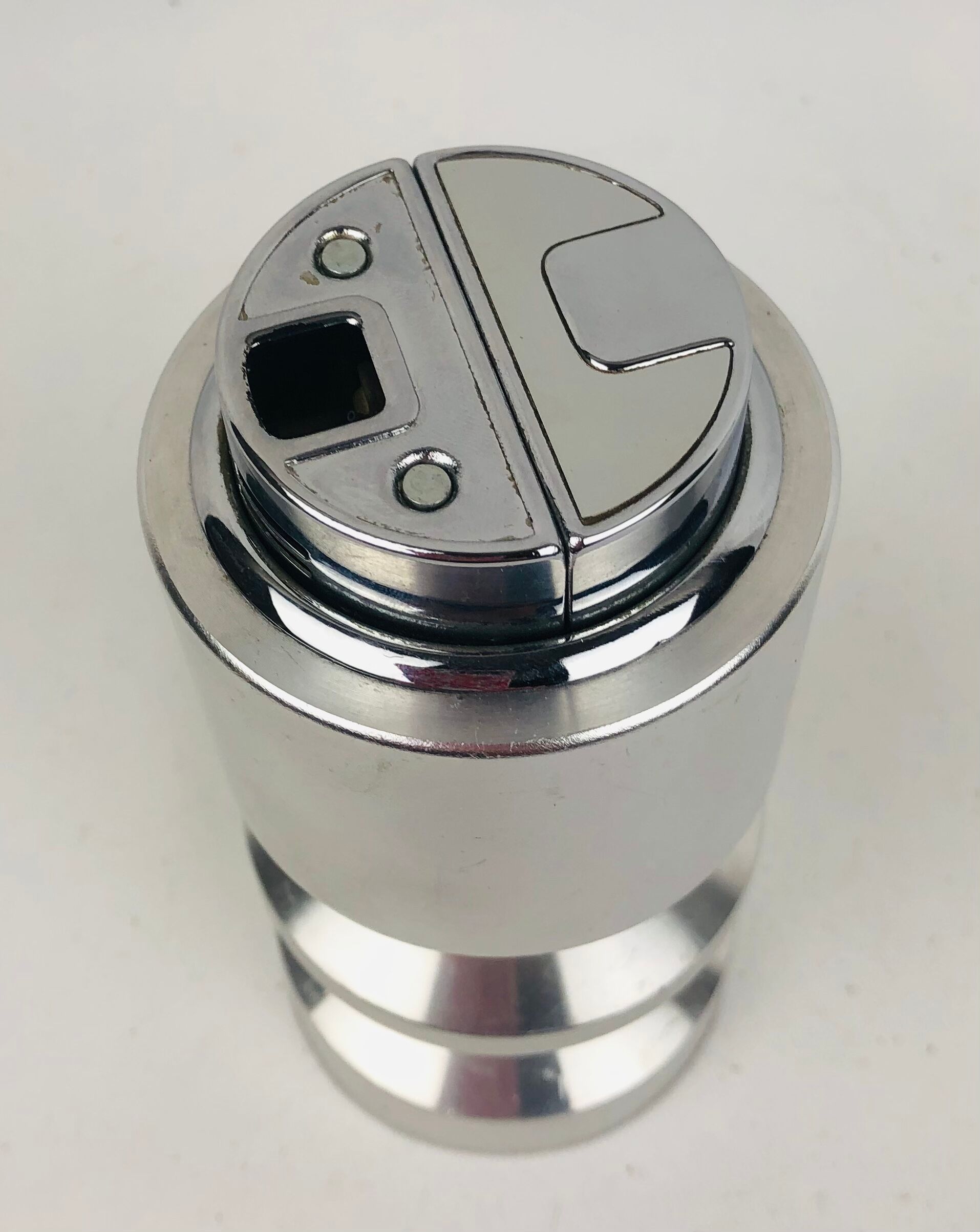 Seventies table lighter