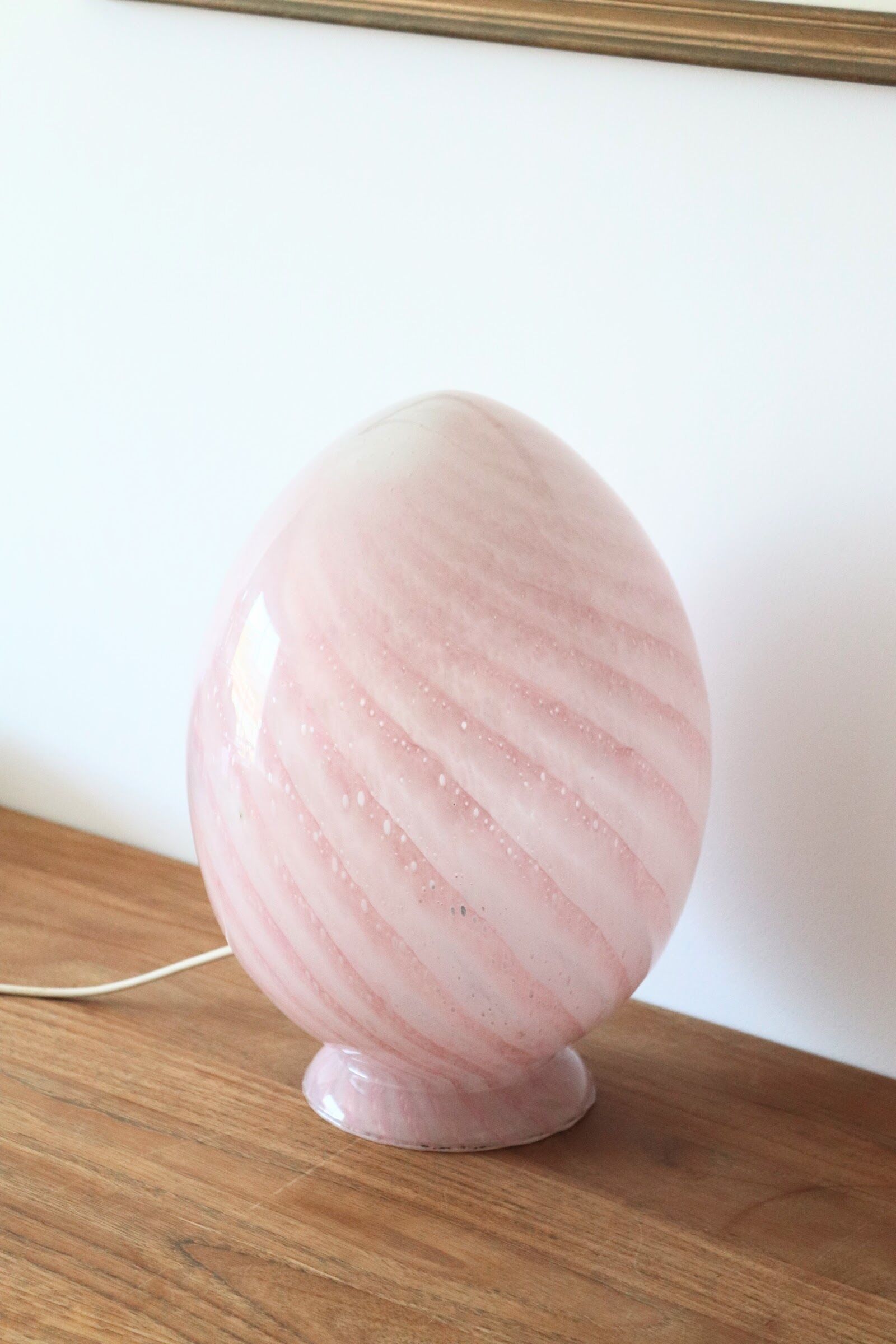 Pink glass egg lamp 70s