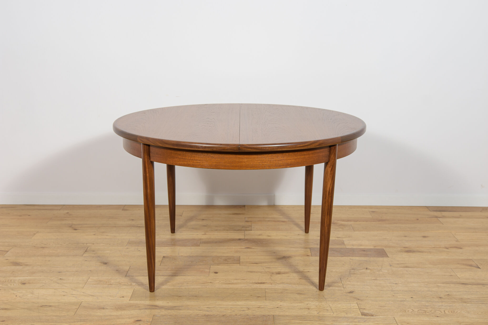 Mid-Century Round Teak Extending Dining Table from G-Plan, United Kingdom, 1960s