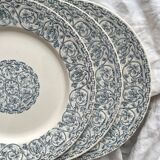 3 assiettes plates en terre de fer "Renaissance" Creil et Montereau