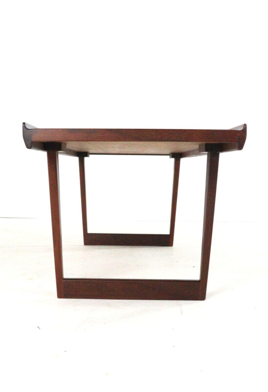 Table basse Peter Løvig Nielsen - design danois - restaurée