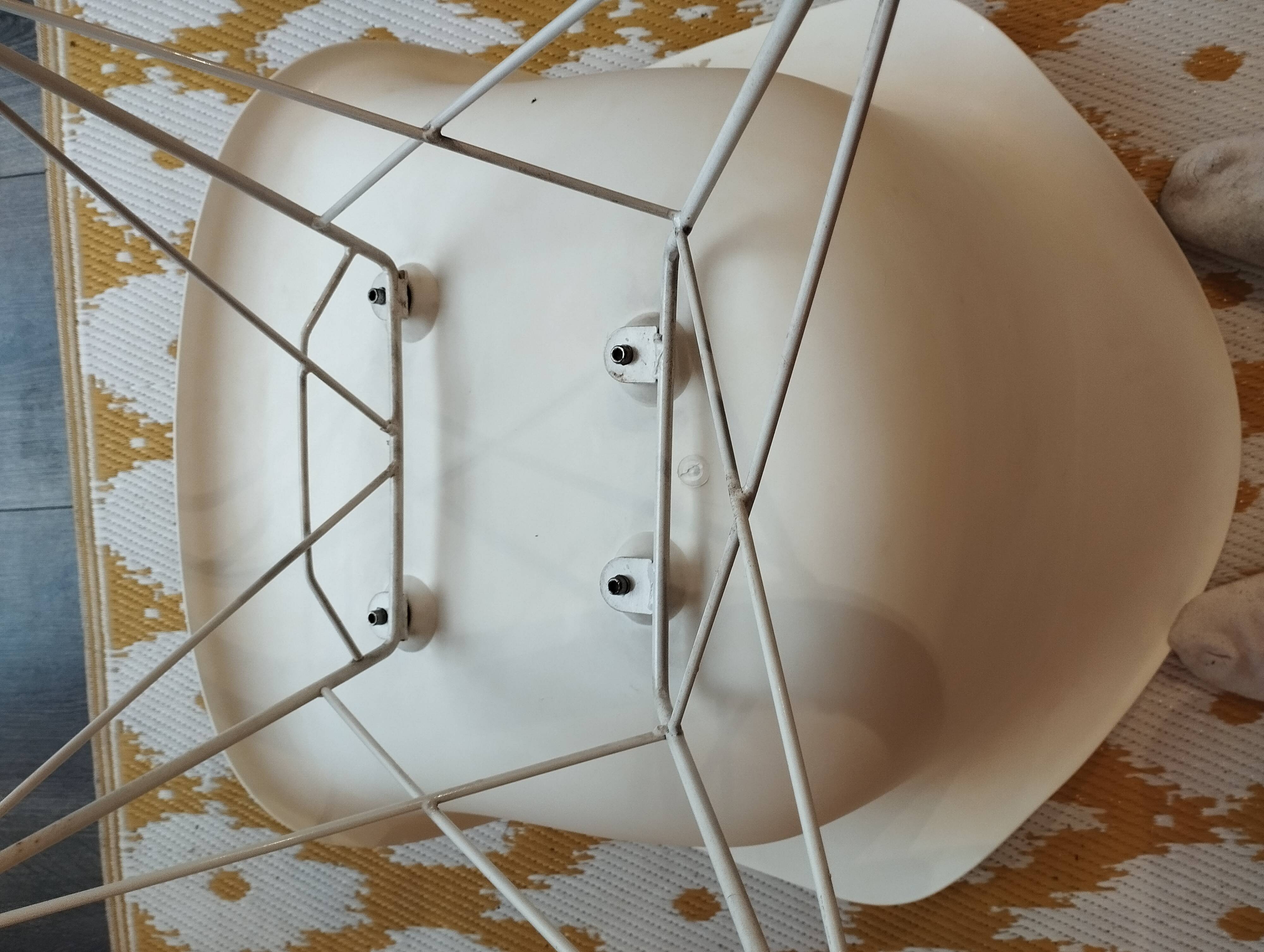 Rocking chair from 1950 designed by Charles and Ray Eames