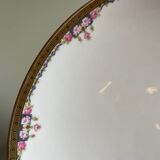 Coupe à fruits en porcelaine signée