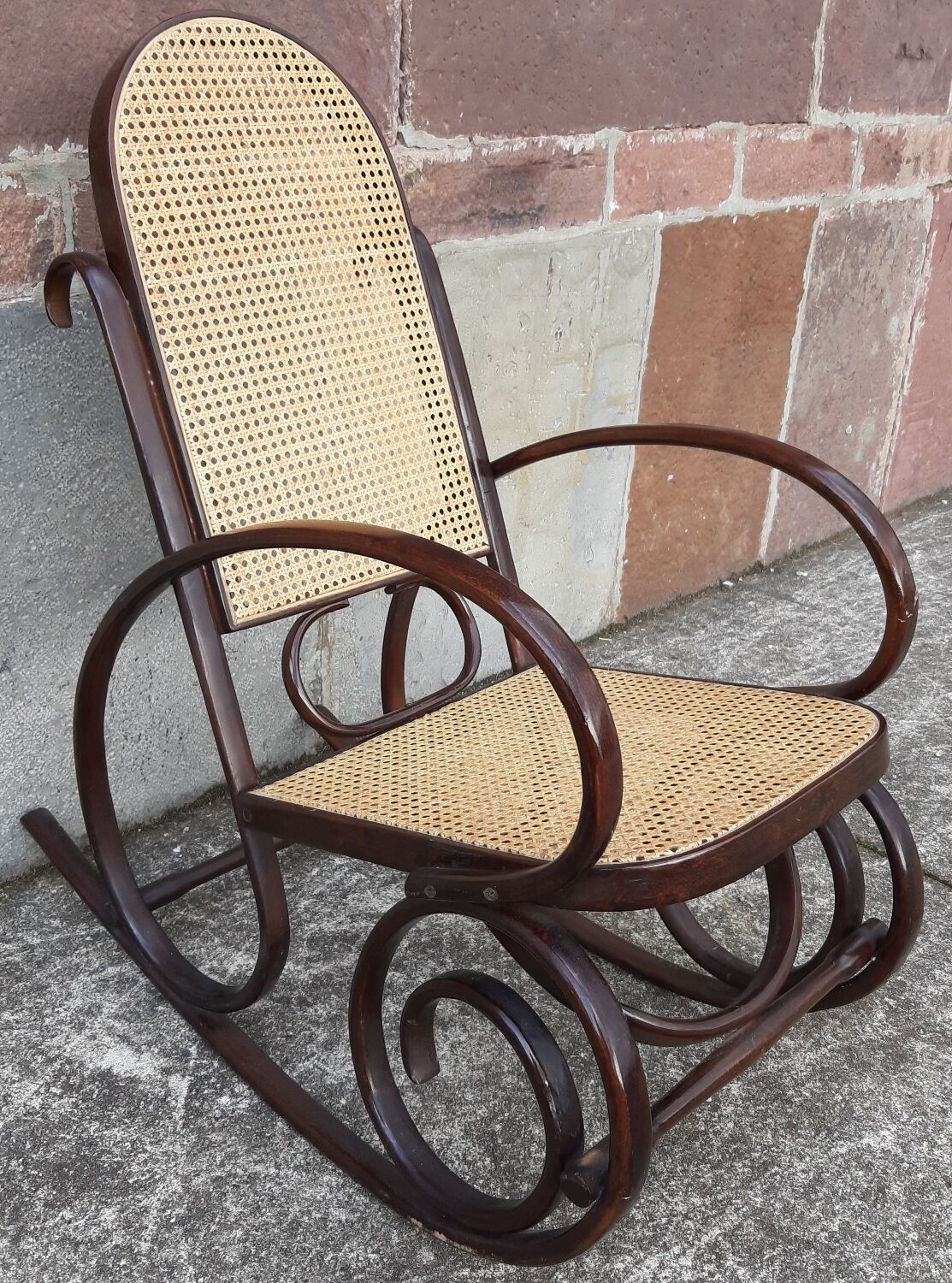Rocking chair