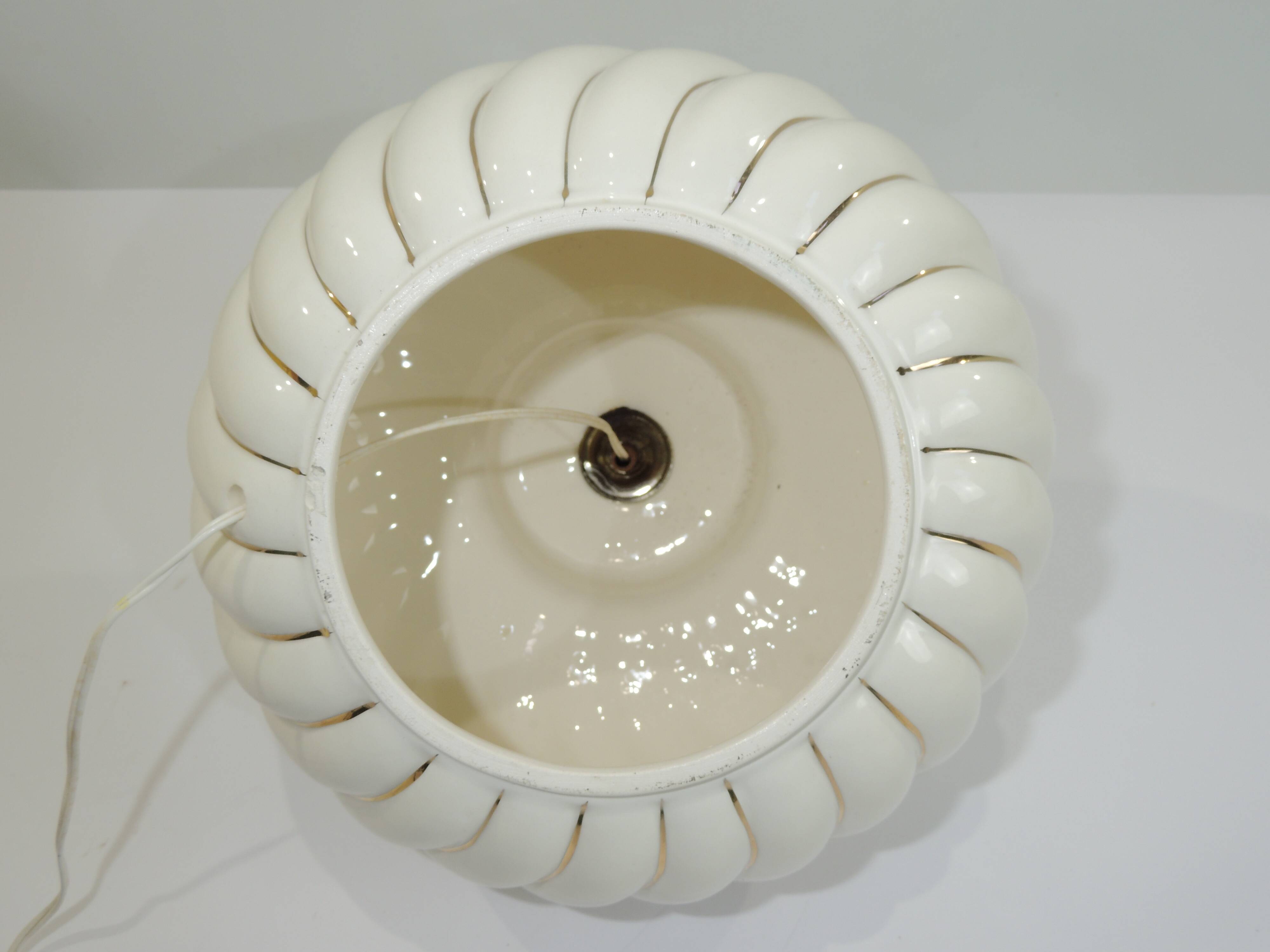 Ceramic /vintage lamp foot