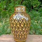 Retro ceramic vase