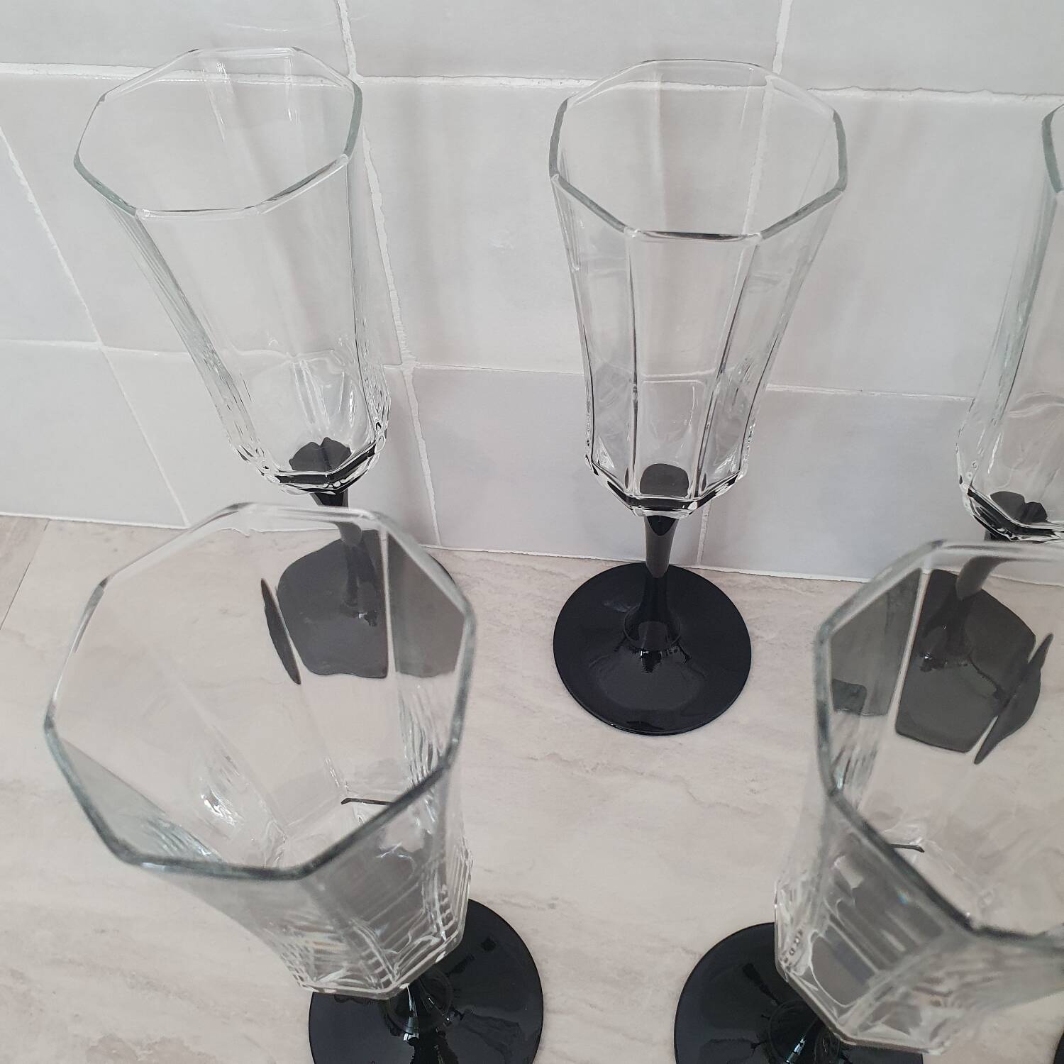 8 Octagonal Pied Noir Champagne Flutes