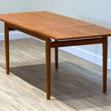 Mid-Century Danish teak extending dining table (Johannes Andersen)