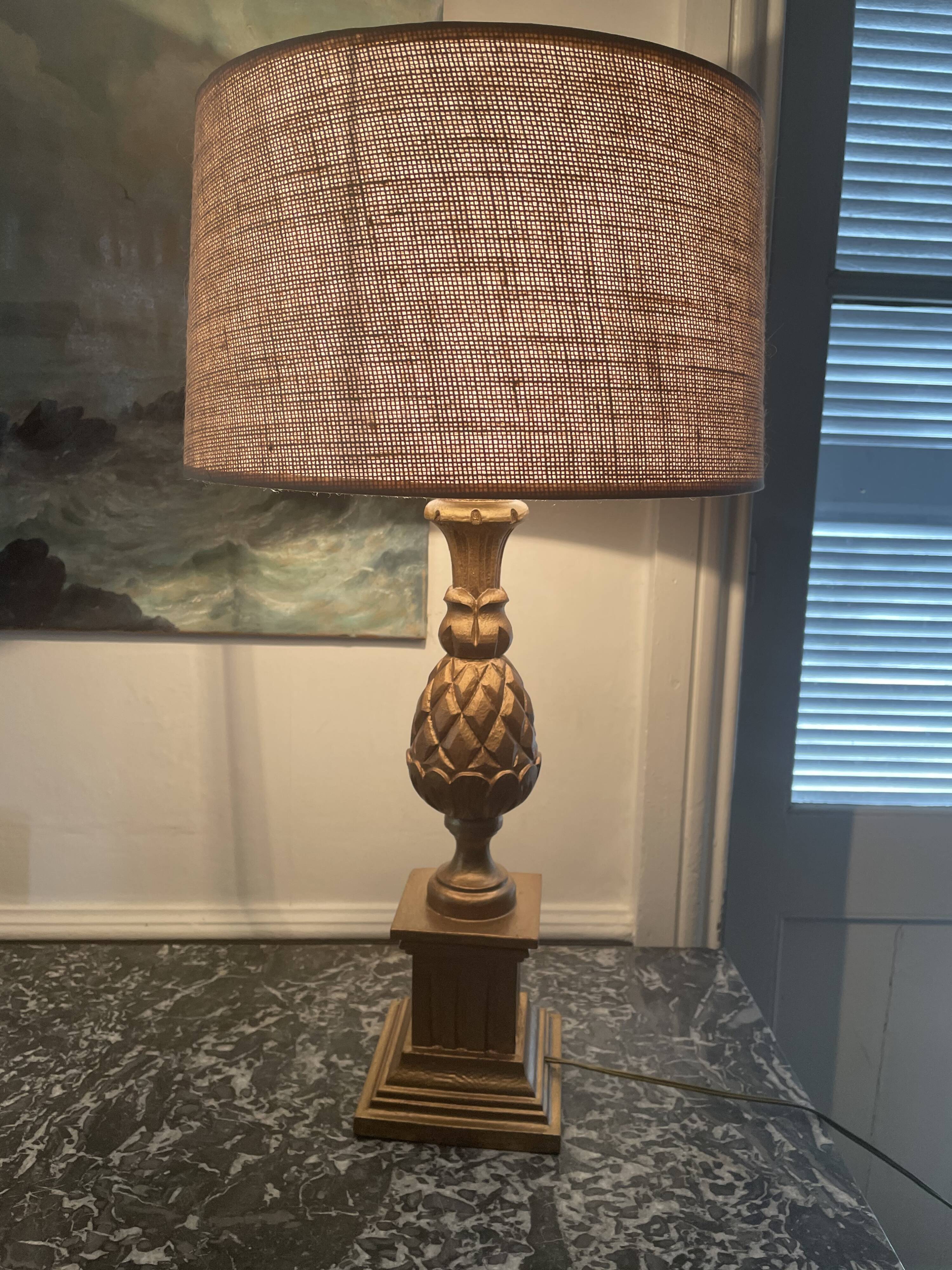 Lampe en bois ananas années 70