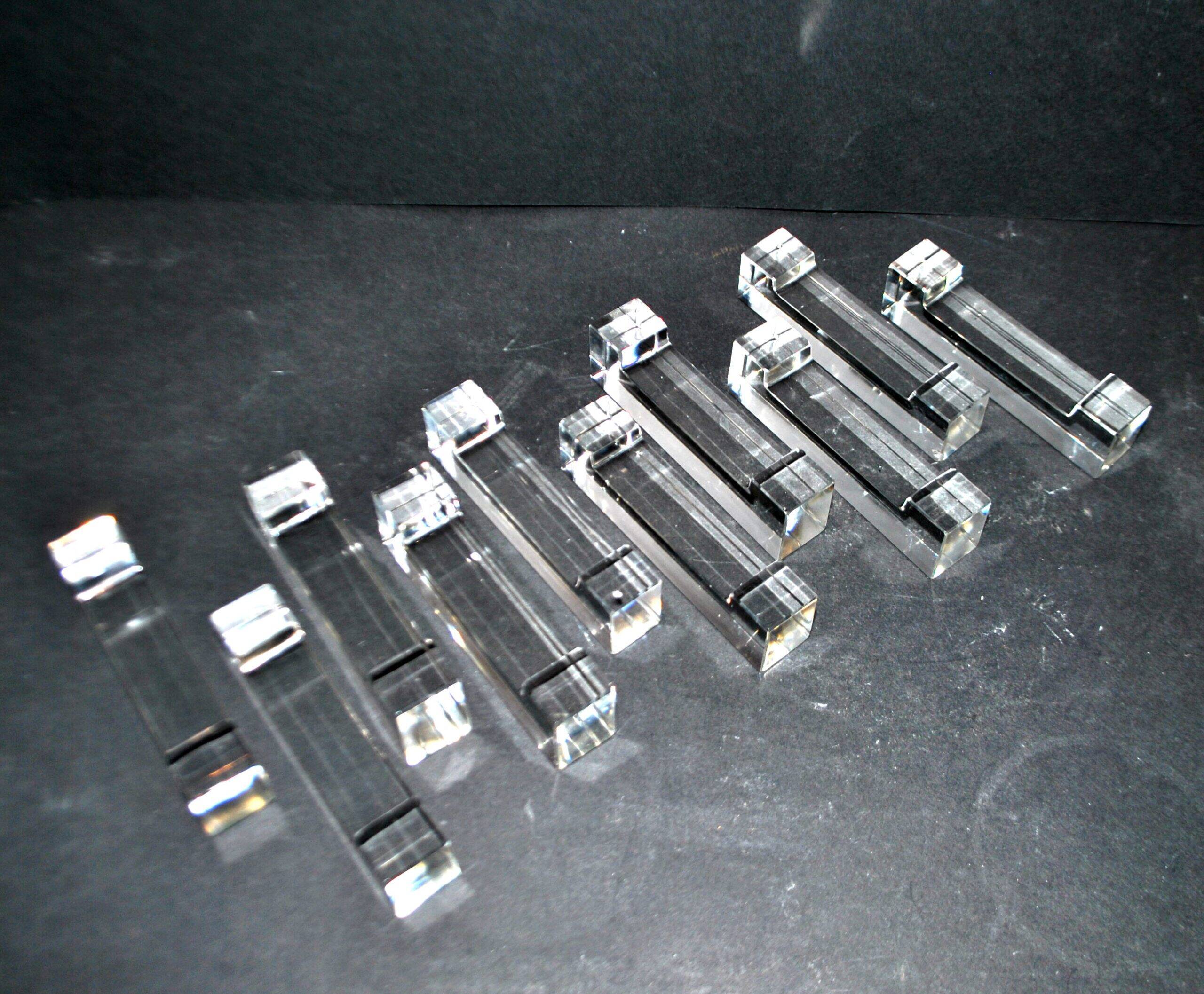 Set of 10 designer crystal knife rests, minimalist style