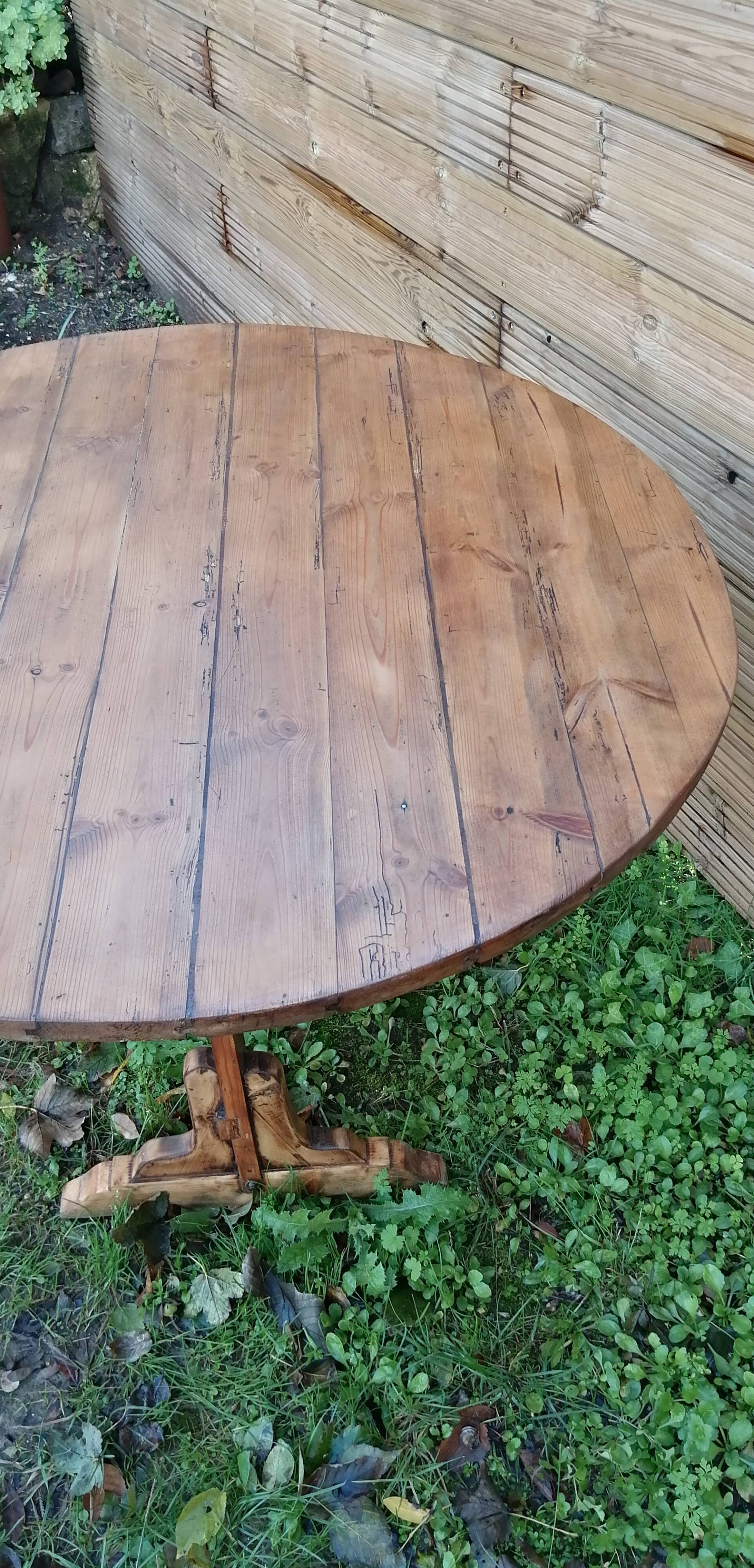 Table  vigneronne de vendanges,vendangeurs  du Bordelais