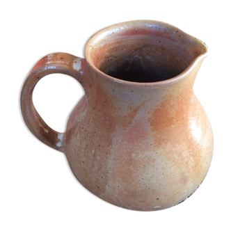 Sandstone pitcher