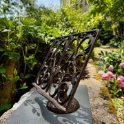 Porte revues lutrin en fer forgé Art Nouveau