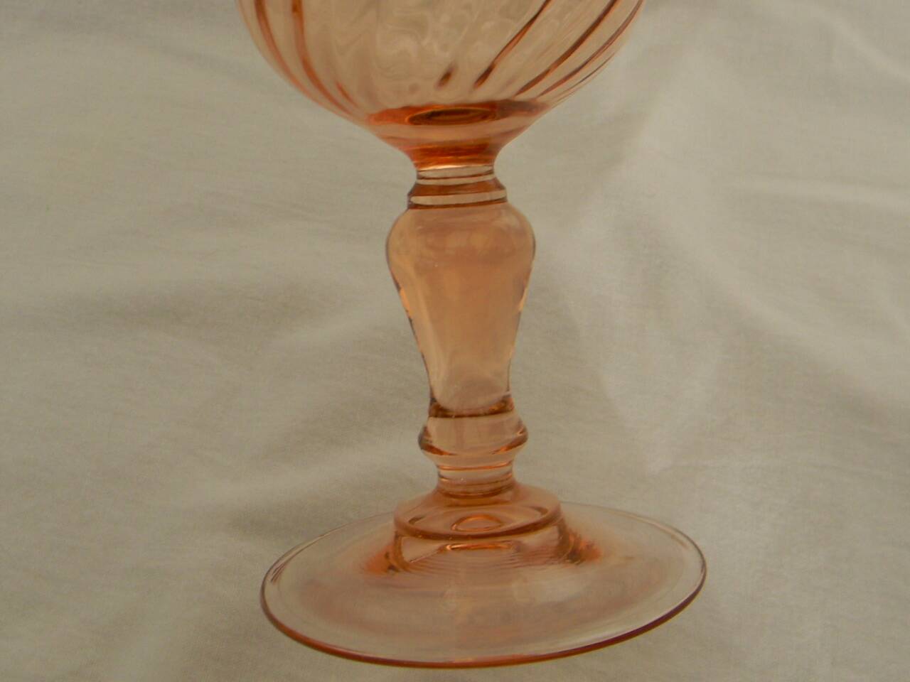 Set of 6 LUMINARC glass water glasses. Rosaline model.