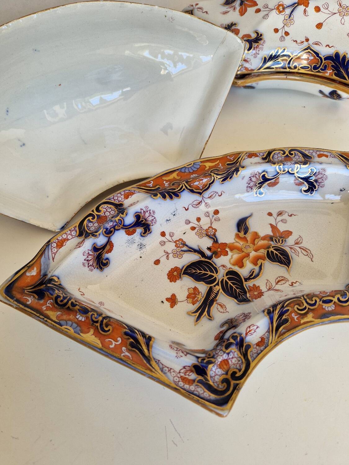 Set of 2 ceramic vegetable dishes, to be defined