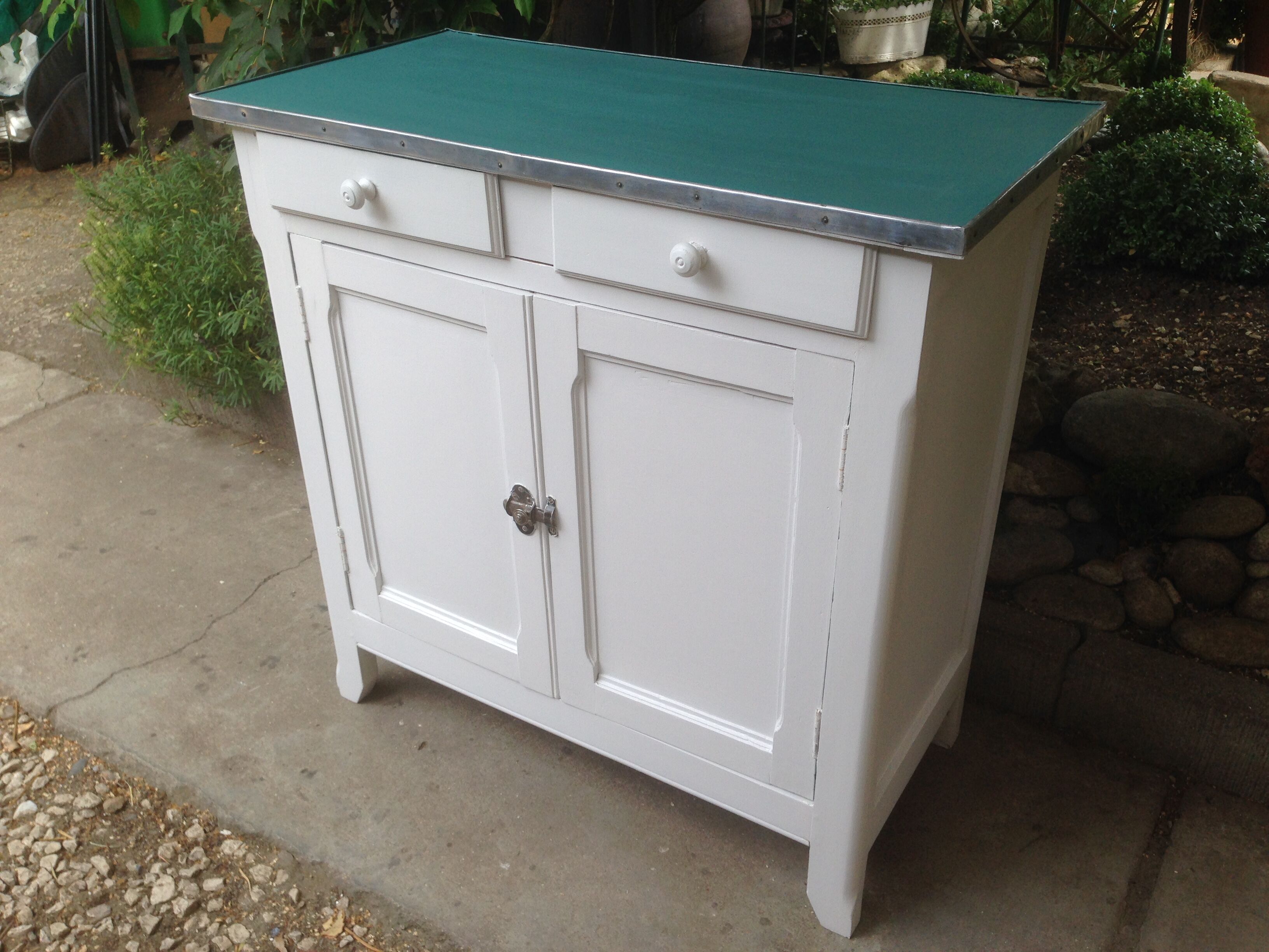 Buffet Paris vintage