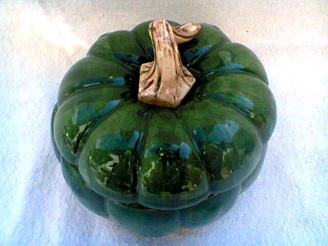 Earthenware ceramics trinket bowl