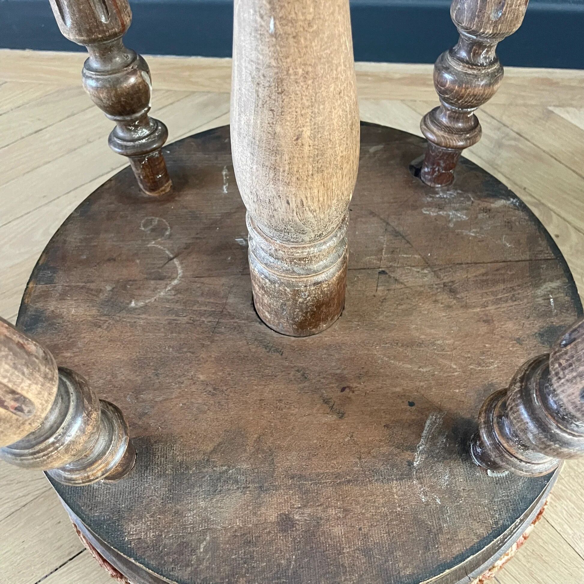 Antique turned wooden piano stool