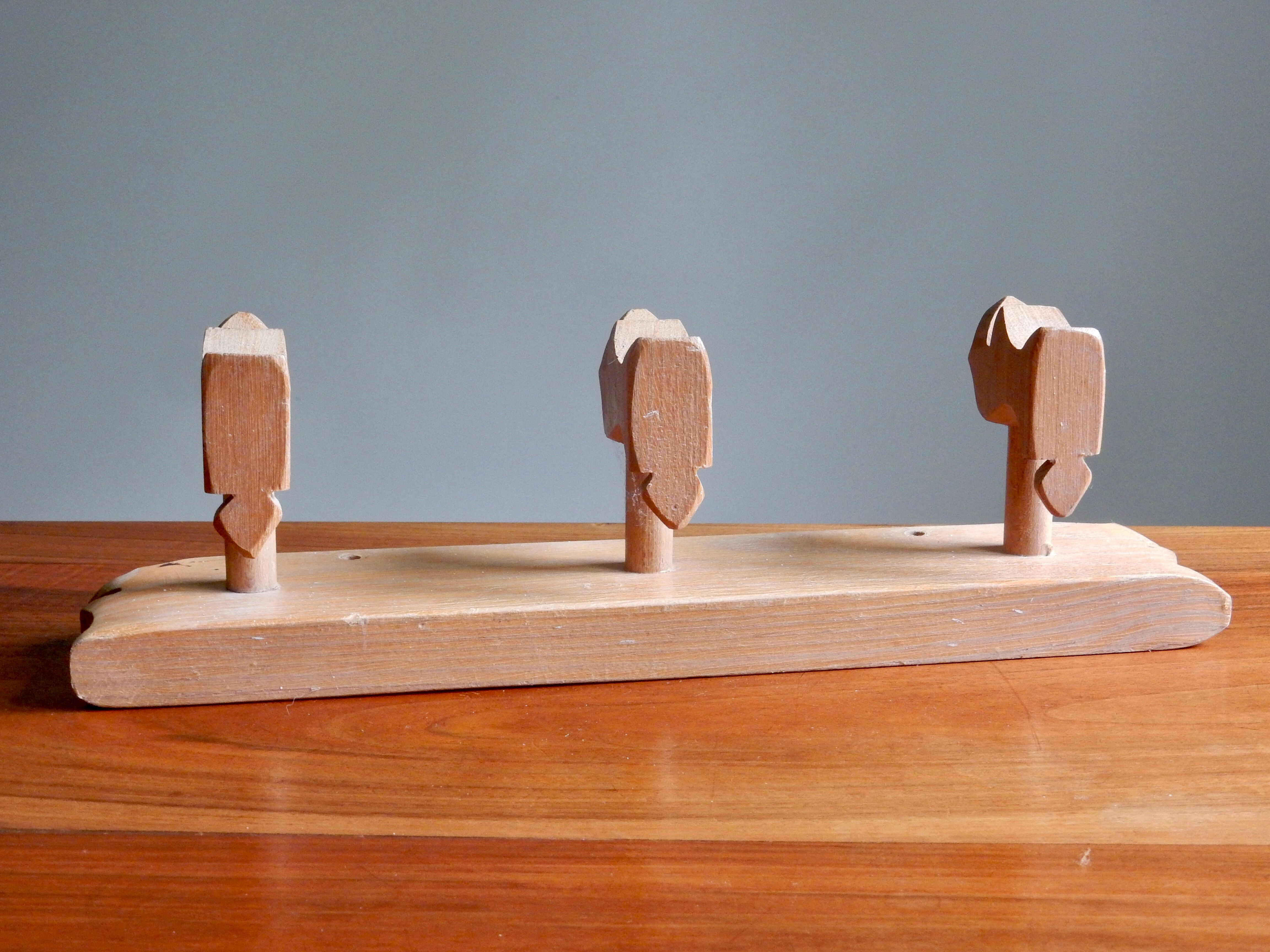 Marmot / Vintage wooden patère coat rack