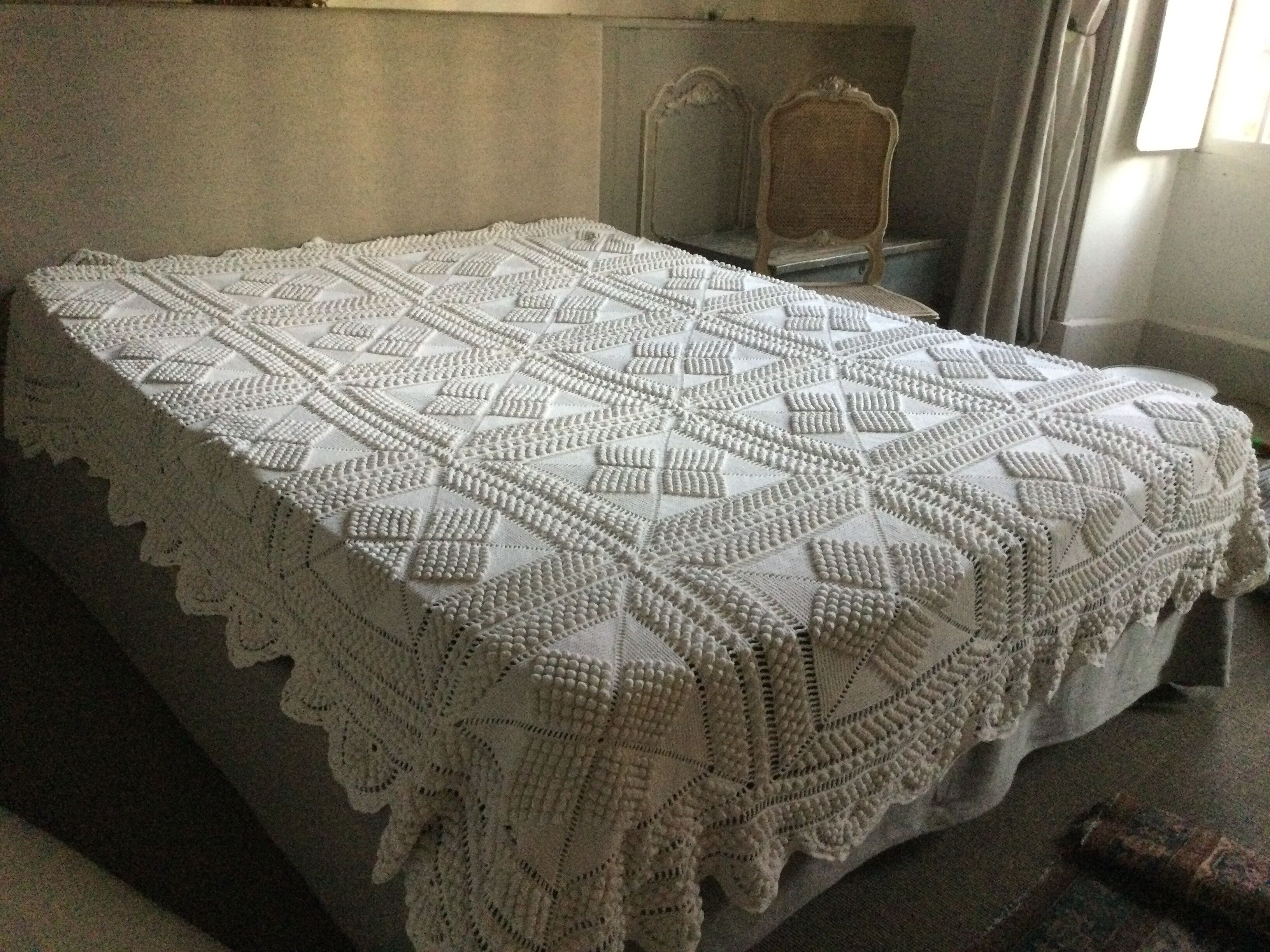 Crochet bed covers year 70
