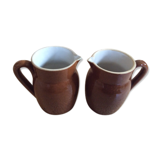 Series of 2 sandstone pots