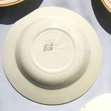 10 assiettes creuses en faïence HB Creil Montereau modèle "Fleuri"