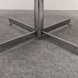 Round dining table dlg Warren Platner, Italy circa 1970