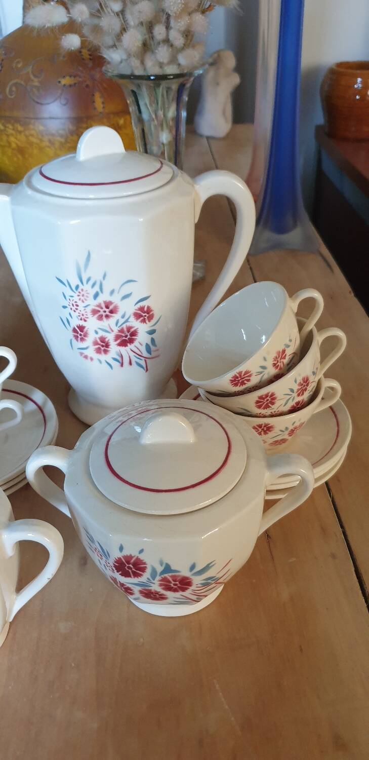 Badonviller half porcelain coffee or tea service