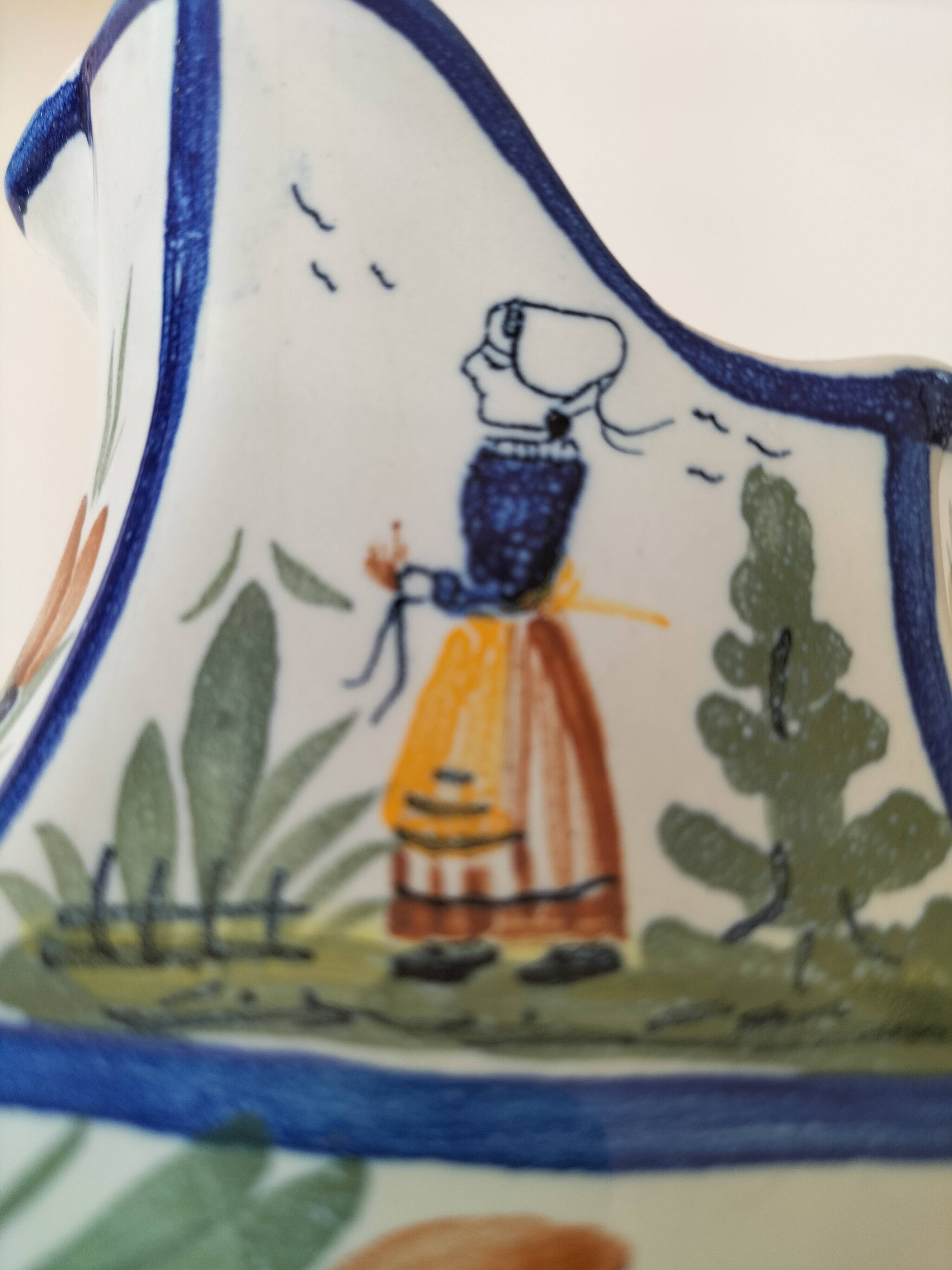 HB Quimper creamer – traditional Breton decor, hand-painted
