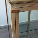 Showcase in oak and glass