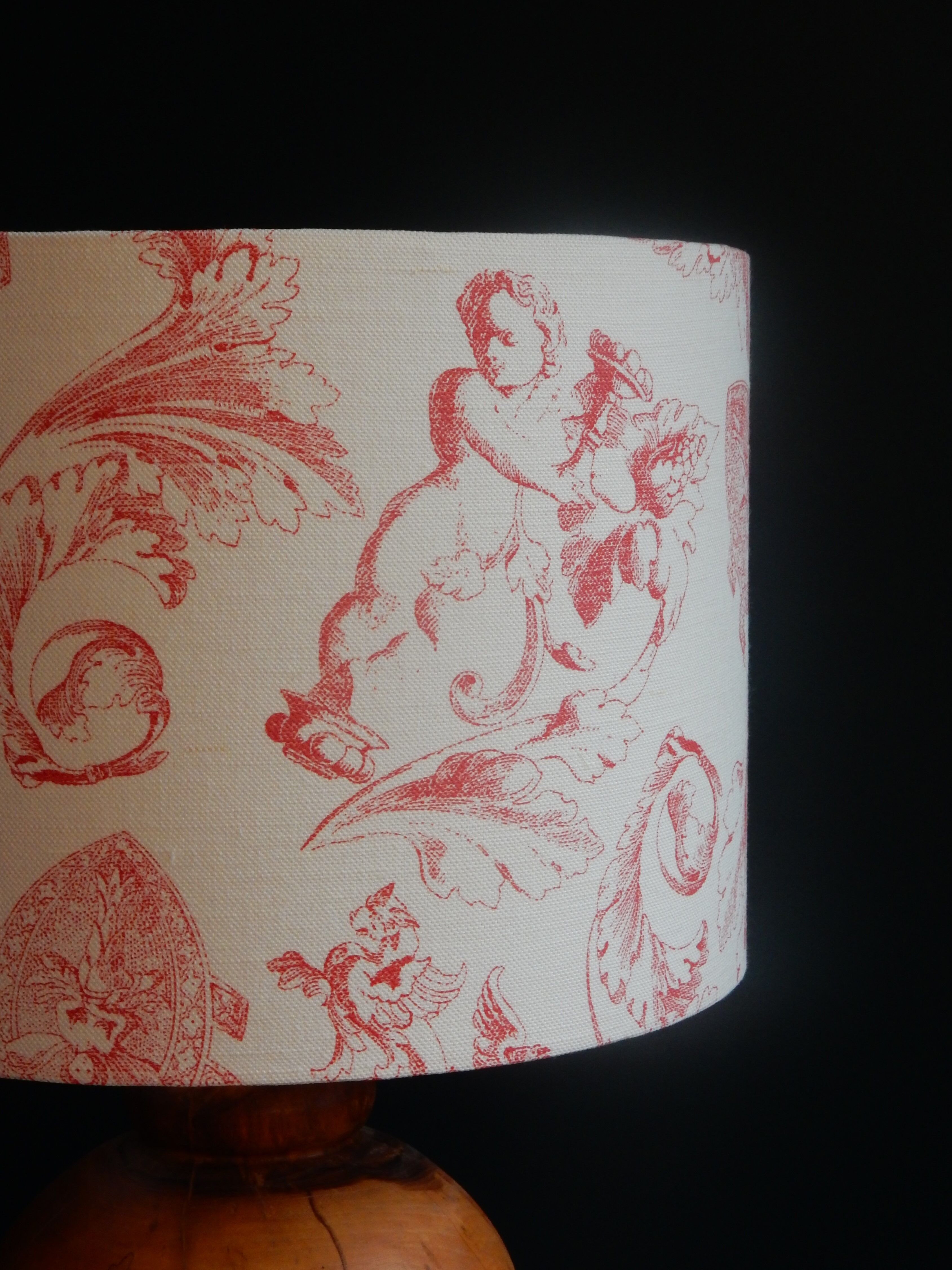 Abat-jour rond toile de jouy rouge et blanche