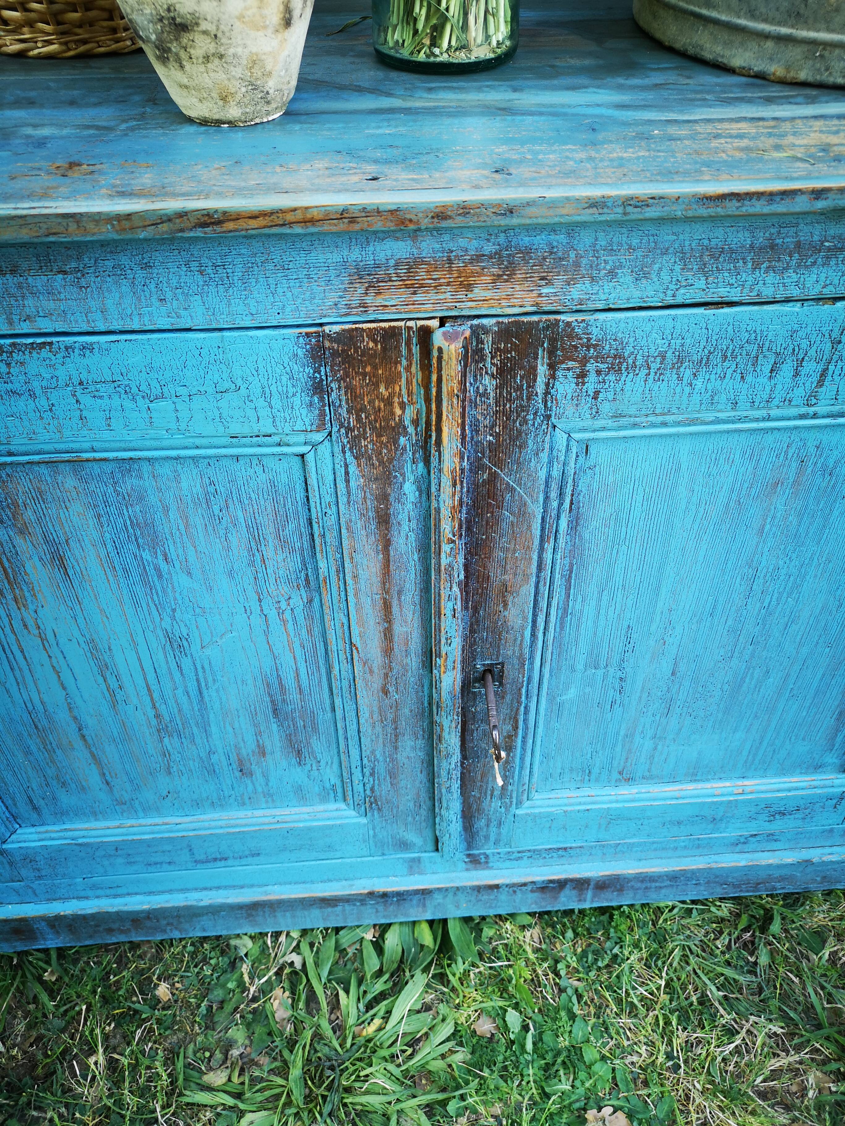 Buffet campagne patiné bleu