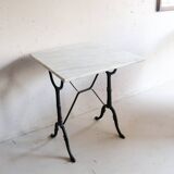 Square bistro table in white marble and cast iron