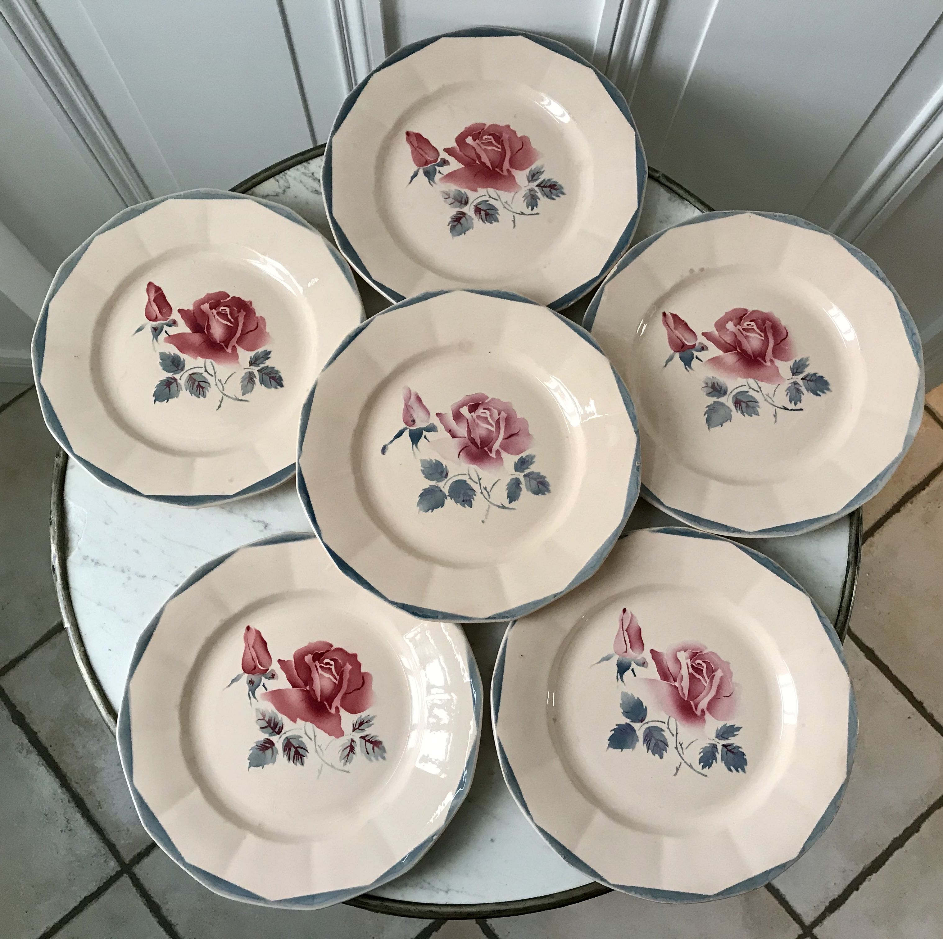 Set of 6 flat plates Digoin Sarreguemines pink and blue flowers 40s