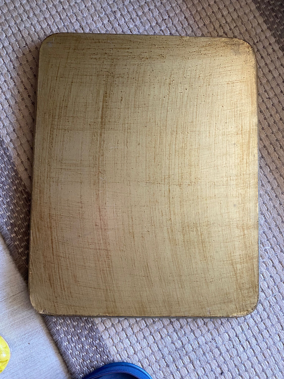 Cracked wood tray