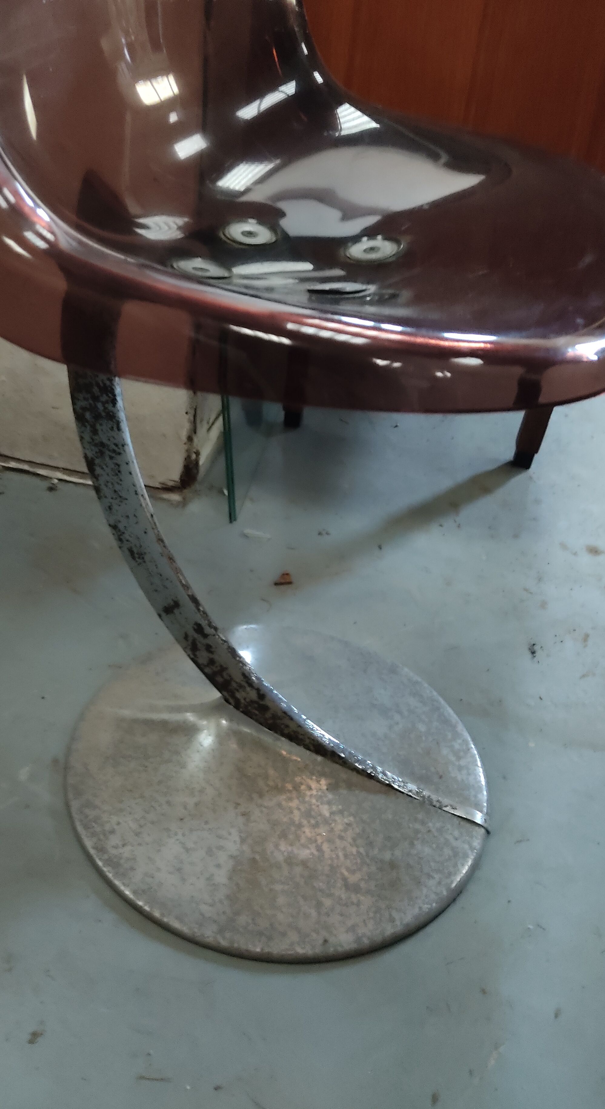Fauteuil enfant space age chrome et plexiglass
