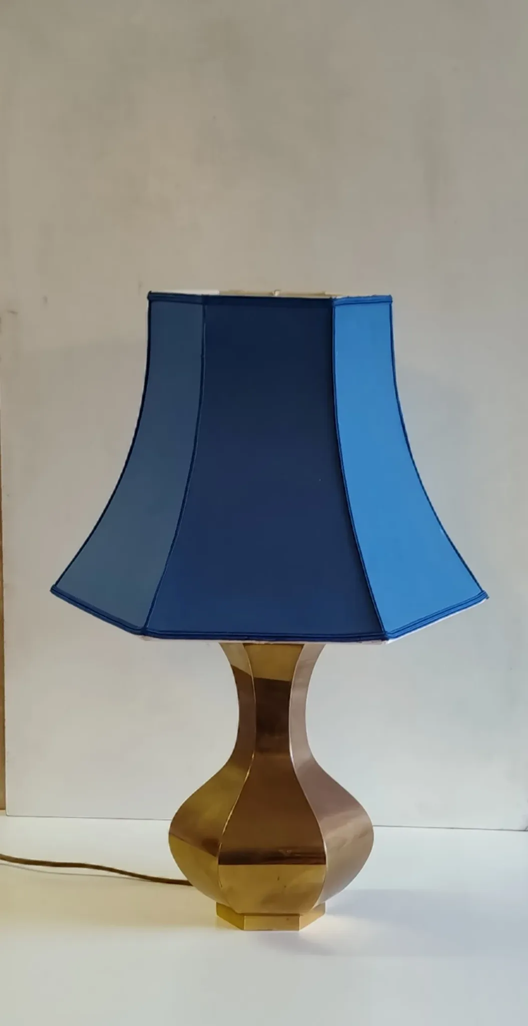 70's design table lamp in gold brass and blue fabric