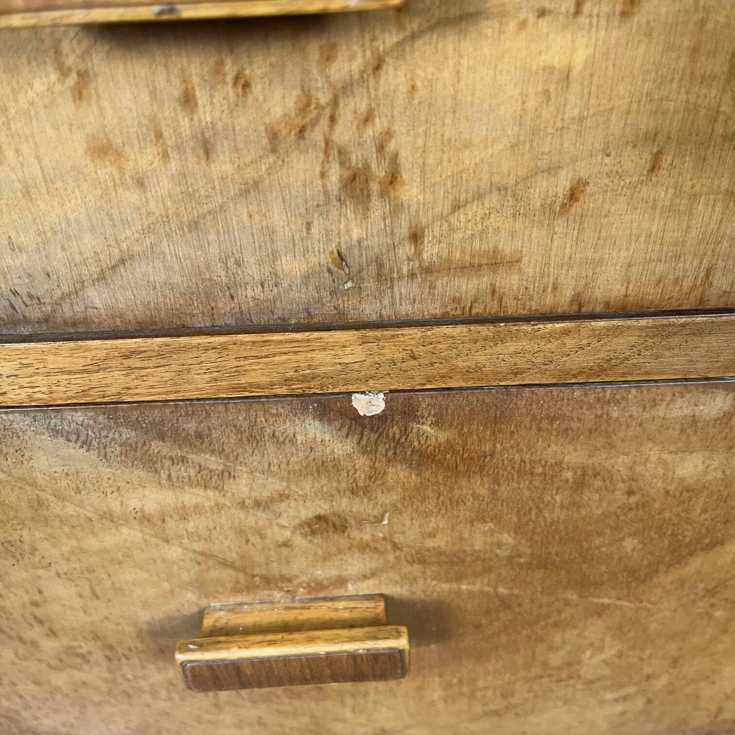 Tall chest of drawers, Art Deco weekly chest in flamed walnut, 1930-1940