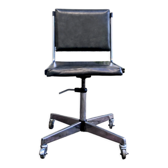 Swivel office chair on wheels 70s